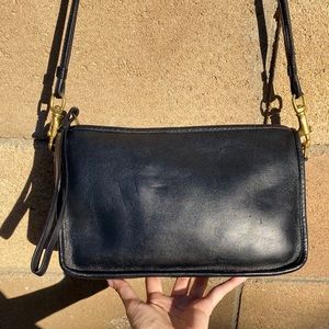 Vintage NYC Coach Basic Bag 9455